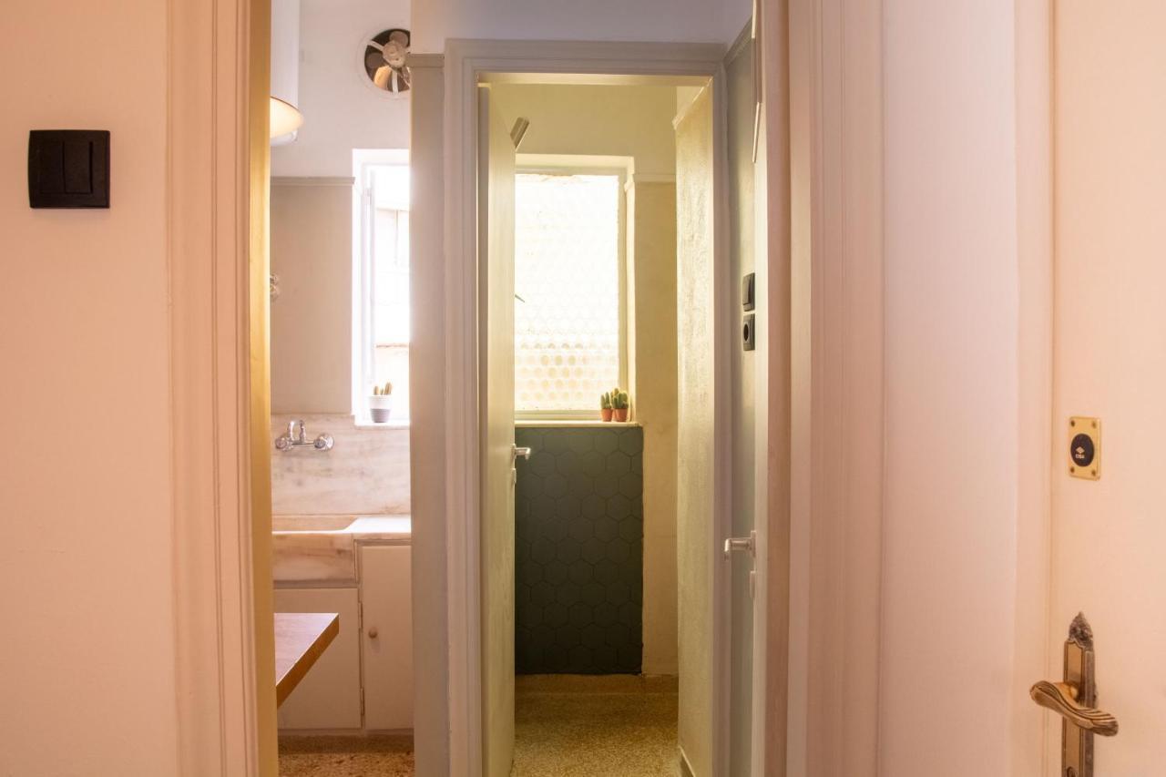 Mosaics Central Studio Apartm With Acropolis View Athens Exterior photo